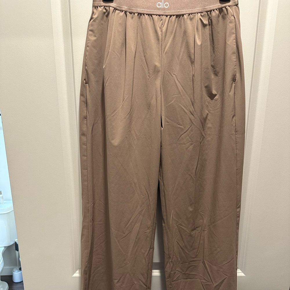 ALO Suit Up Trouser Taupe 33” Inseam